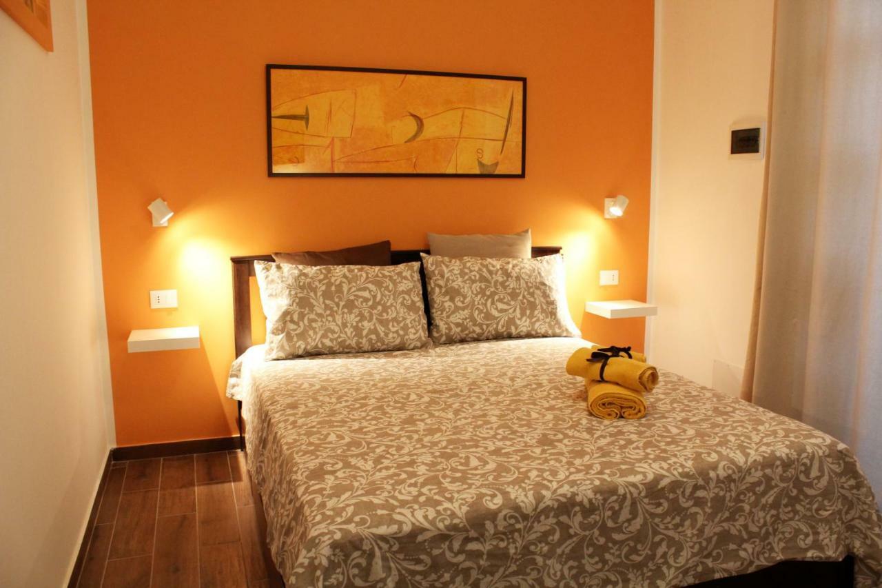 Il Giardino Di Laura Private Rooms 蒙德罗 外观 照片